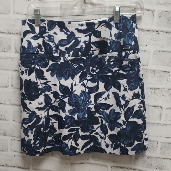 S.c.& co skort  - Picture 1 of 4